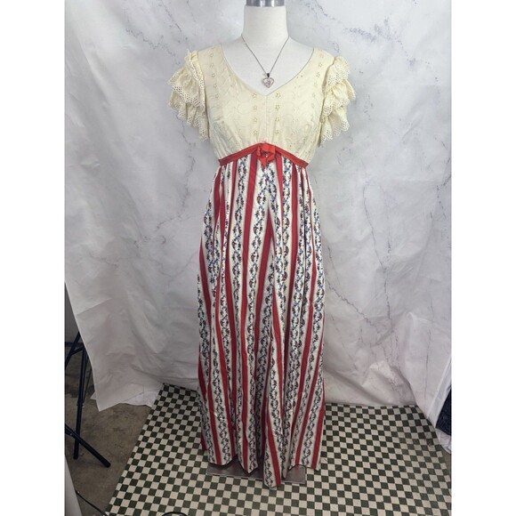 Vtg 70s Princess Kaiulani Hawaiian Maxi Floral Dress M Short Puff Sleeves Eyelet - Picture 16 of 16